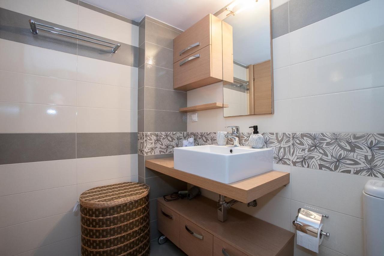 Villa Linda Толон Екстериор снимка