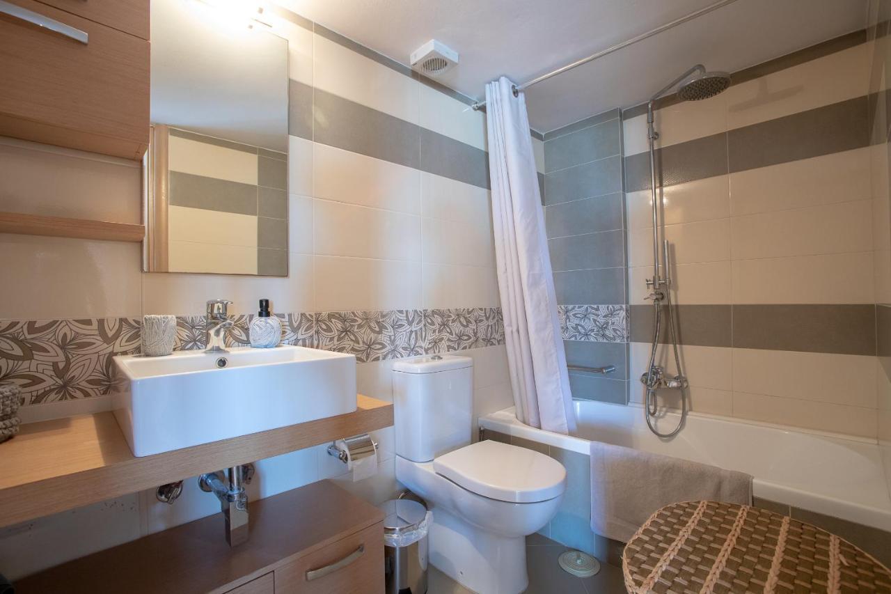Villa Linda Толон Екстериор снимка