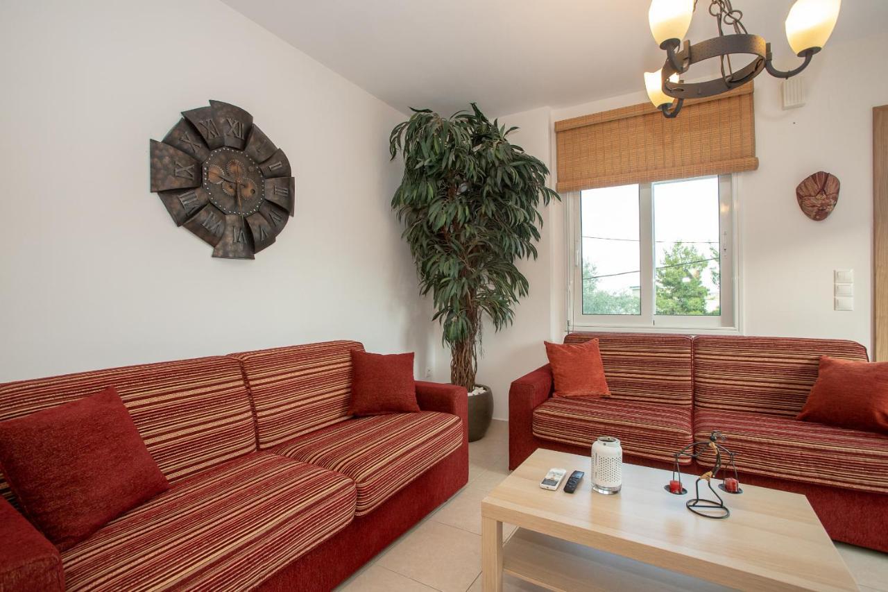 Villa Linda Толон Екстериор снимка