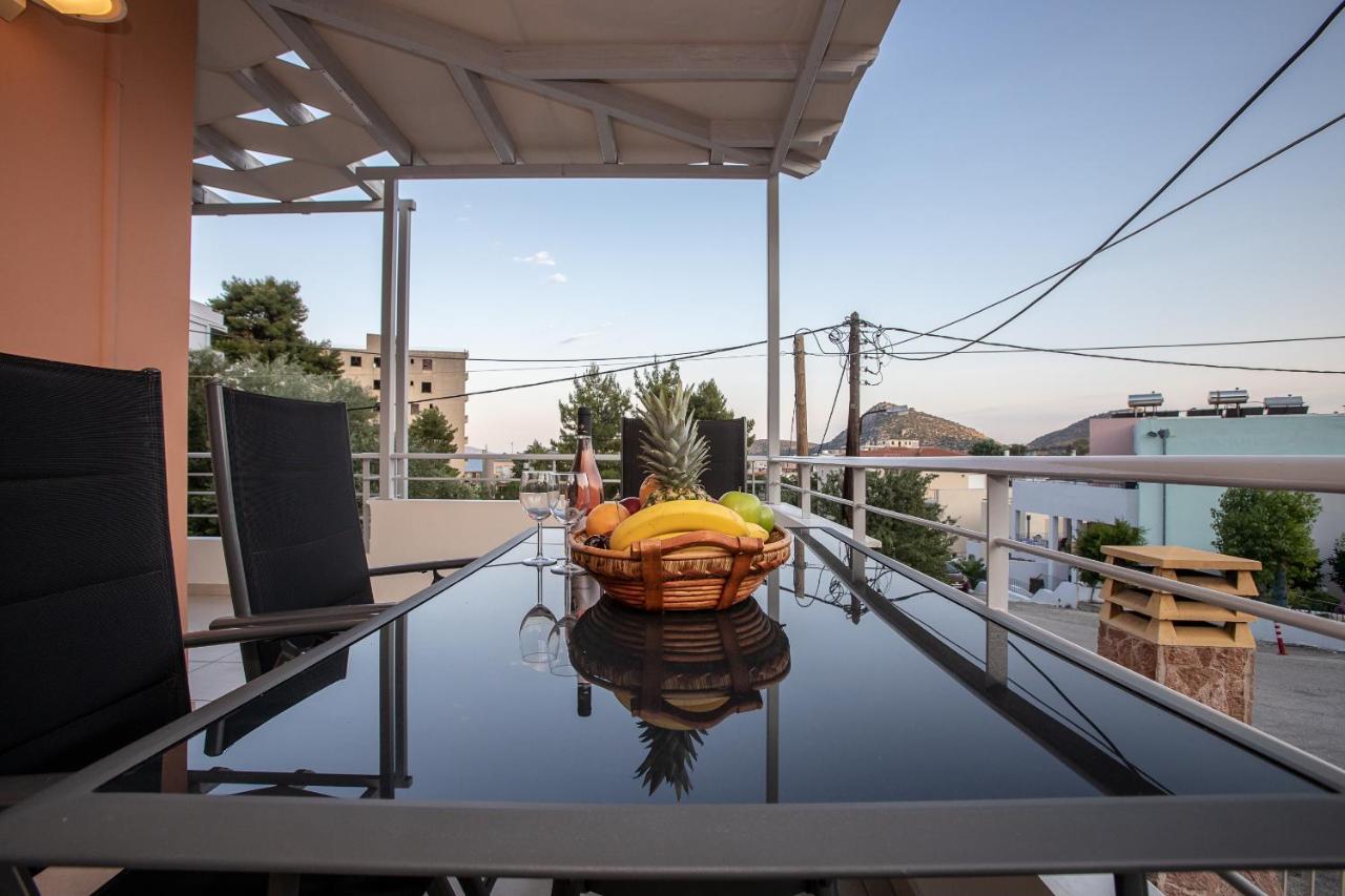 Villa Linda Толон Екстериор снимка