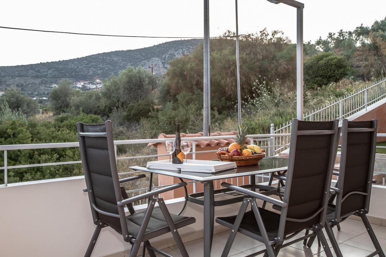 Villa Linda Толон Екстериор снимка